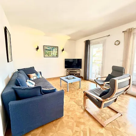 Le Serena Vue Et Garage Daire