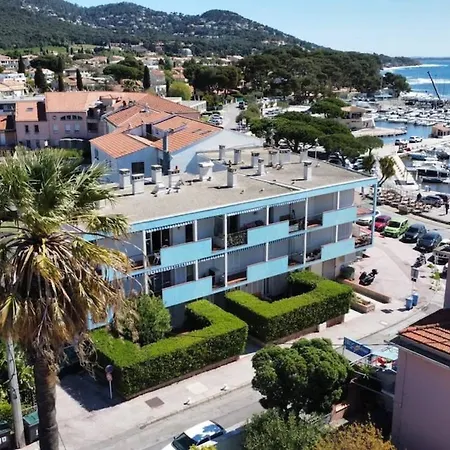 Апартаменты Le Serena Vue Et Garage *